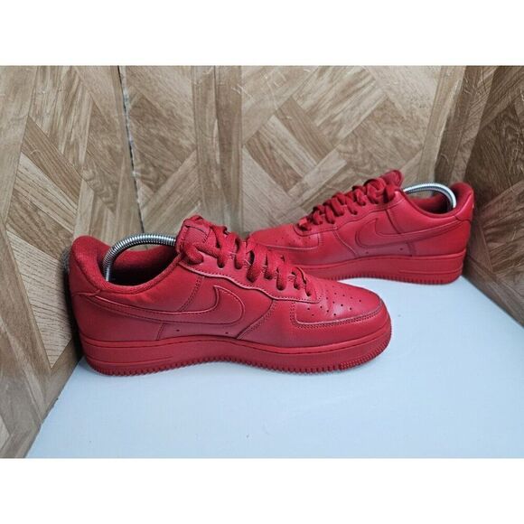 nike air force 1 low triple red Men's Cw6999-600 Size 9.5.  269 - Picture 7 of 12